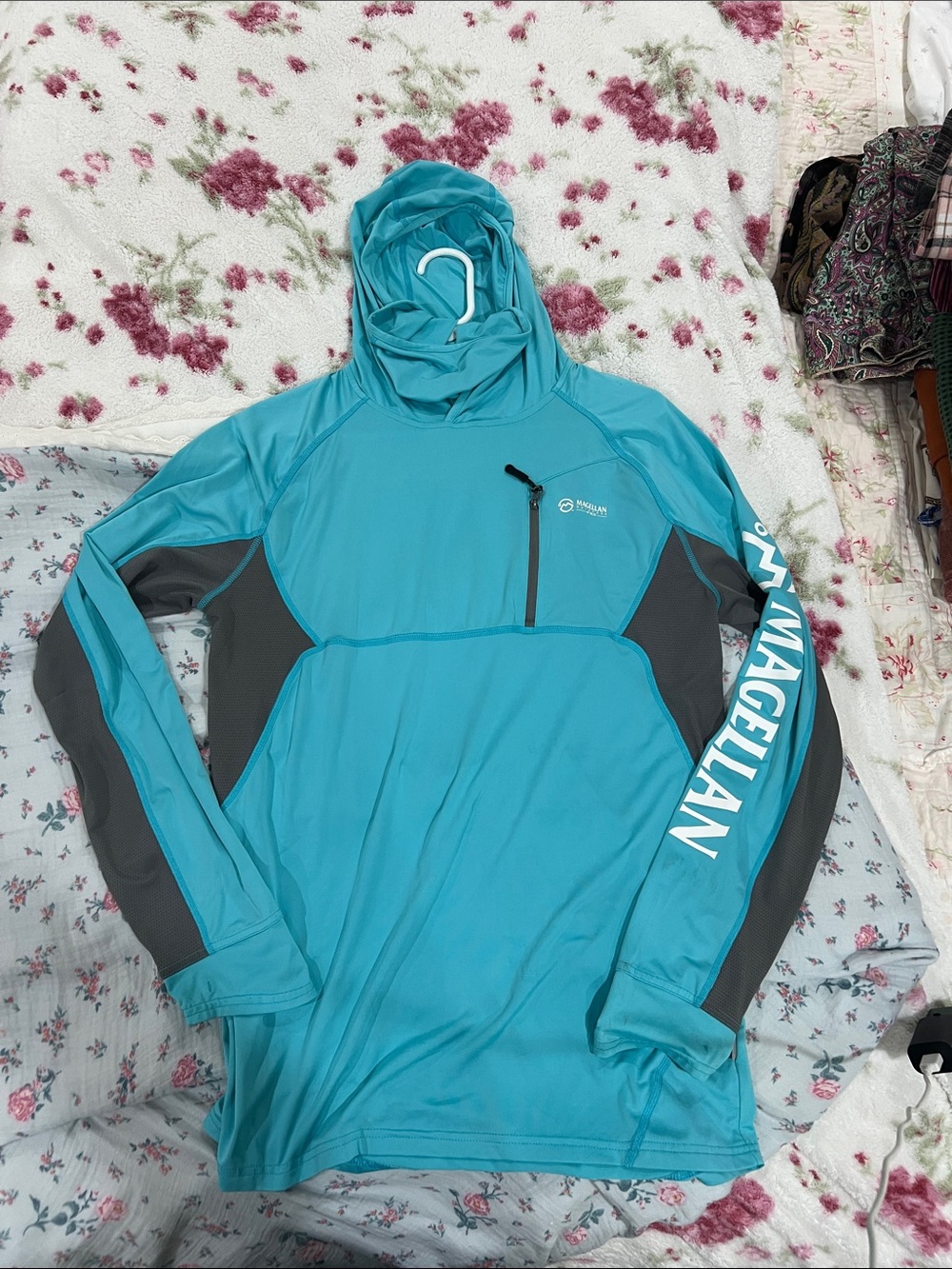 Magellan Outdoors Ladies Hooded Long-Sleeve Tee in Teal and Gray